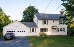 56 Park Laughton Road, Dummerston, VT 05346
