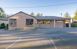 2695 N 17TH St, CoosBay, OR 97420