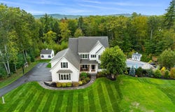 24 Summer Lane, Bow, NH 03304