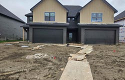 314 Liverpool, No. Sioux City, SD 57049