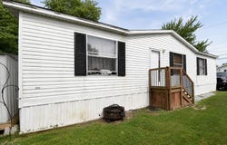 8 Eddy Road, Madison, OH 44057