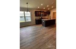 913 Rustling Pines Rd, Cantonment, FL 32533