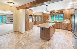 948 Hwy 65, Hampton, IA 50441