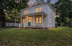 326 6th ST, West Point, VA 23181
