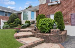 3962 Hahn Avenue, Bethpage, NY 11714