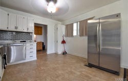 2210 Frey Avenue, Hillsboro, IL 62049