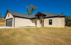 1000 Duke Drive, Bauxite, AR 72011