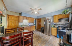 730 N STATE Street, APPLETON, WI 54911-4548
