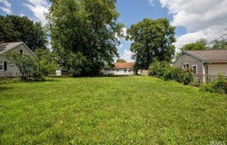 307 Maple Street, Walkerton, IN 46574