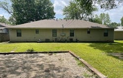 1005 E 7th Street, Pittsburg, KS 66762