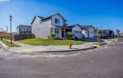 2731 S 6TH Way, Ridgefield, WA 98642