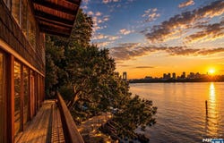 35 Shore Road, Edgewater, NJ 07020