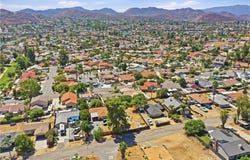 44 Vista Way, Menifee, CA 92586