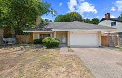 215 Johnson Drive, Duncanville, TX 75116