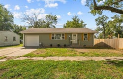 29 West 3 rd Street, Adrian, MO 64720