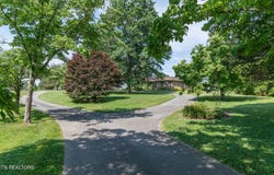 8019 Washington Pike, Corryton, TN 37721