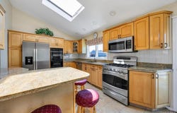 25 Laurel Place, Bethpage, NY 11714