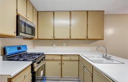 450 E 4th Street, Santa Ana, CA 92701