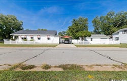1220 Washington St, Roanoke Rapids, NC 27870