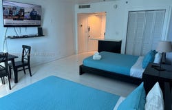 5445 Collins Ave, Miami Beach, FL 33140