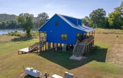 3780 River Road, Guion, AR 72540-0000