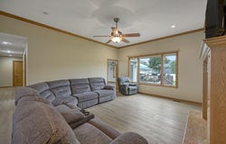 401 Windsor Way, Sergeant Bluff, IA 51054