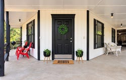 126 Travis Ln, Spicewood, TX 78669