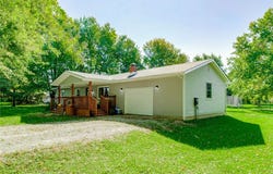 5820 Smith Road, Houston, OH 45333
