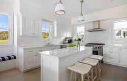 7 Old Boathouse Lane S, Hampton Bays, NY 11946