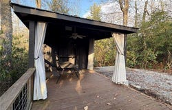157 Hemlock Loop, Newland, NC 28657