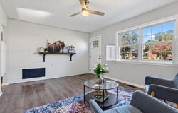 660 N AUGUSTA AVE, WAYNESBORO, VA 22980
