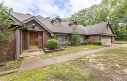 1301 Lurlyn Drive, Poplar Bluff, MO 63901
