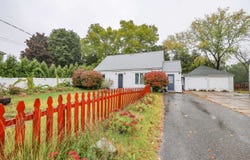 4 Markar Street, Nashua, NH 03060