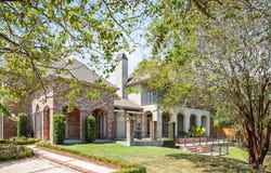 9631 Myrtle Ln, Baton Rouge, LA 70810