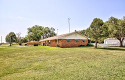 108 E Chestnut St, Nash, OK 73761-0000