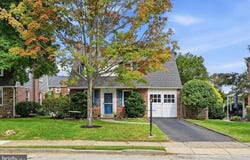 203 CANTERBURY RD, HAVERTOWN, PA 19083