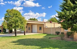 917 16th St, Seagraves, TX 79359