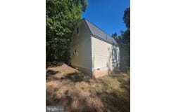 CLAVIUS Way, HEDGESVILLE, WV 25427