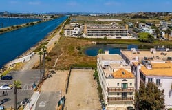6202 Pacific Ave, Playa Del Rey, CA 90293