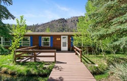 185 Meadow Ln, Bellvue, CO 80512