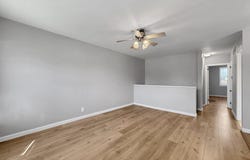 869 W BROWNING Road, BELLMAWR, NJ 08031