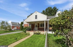 906 KINGSMAN Road, UPPER CHICHESTER, PA 19061
