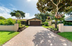 5 Magnolia Avenue, Ormond Beach, FL 32174