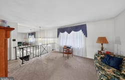 13 WHITE CLAY Crescent, NEWARK, DE 19711