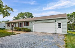 30 Gate House, Henrietta, NY 14467