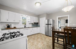 641 S Prairie Ave, Sioux Falls, SD 57104-4292