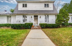 210A Augusta Road, Topsham, ME 04086