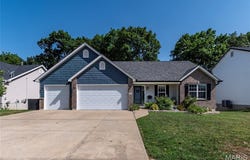 1823 Iron Mountain Dr, Festus, MO 63028