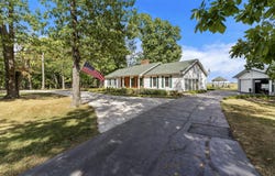 488 Oak Ridge Road, Sparta, MO 65753