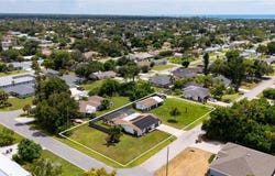 751 NANTUCKET Road, VENICE, FL 34293